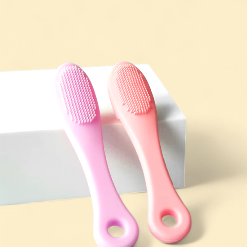 Tear Stains Brush/Toothbrush